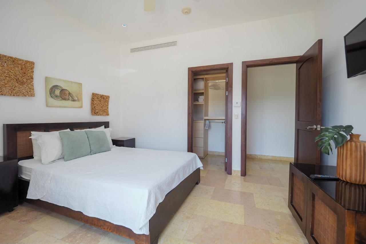 Ocean Terrace, Beachfront- A505 Хако Екстер'єр фото
